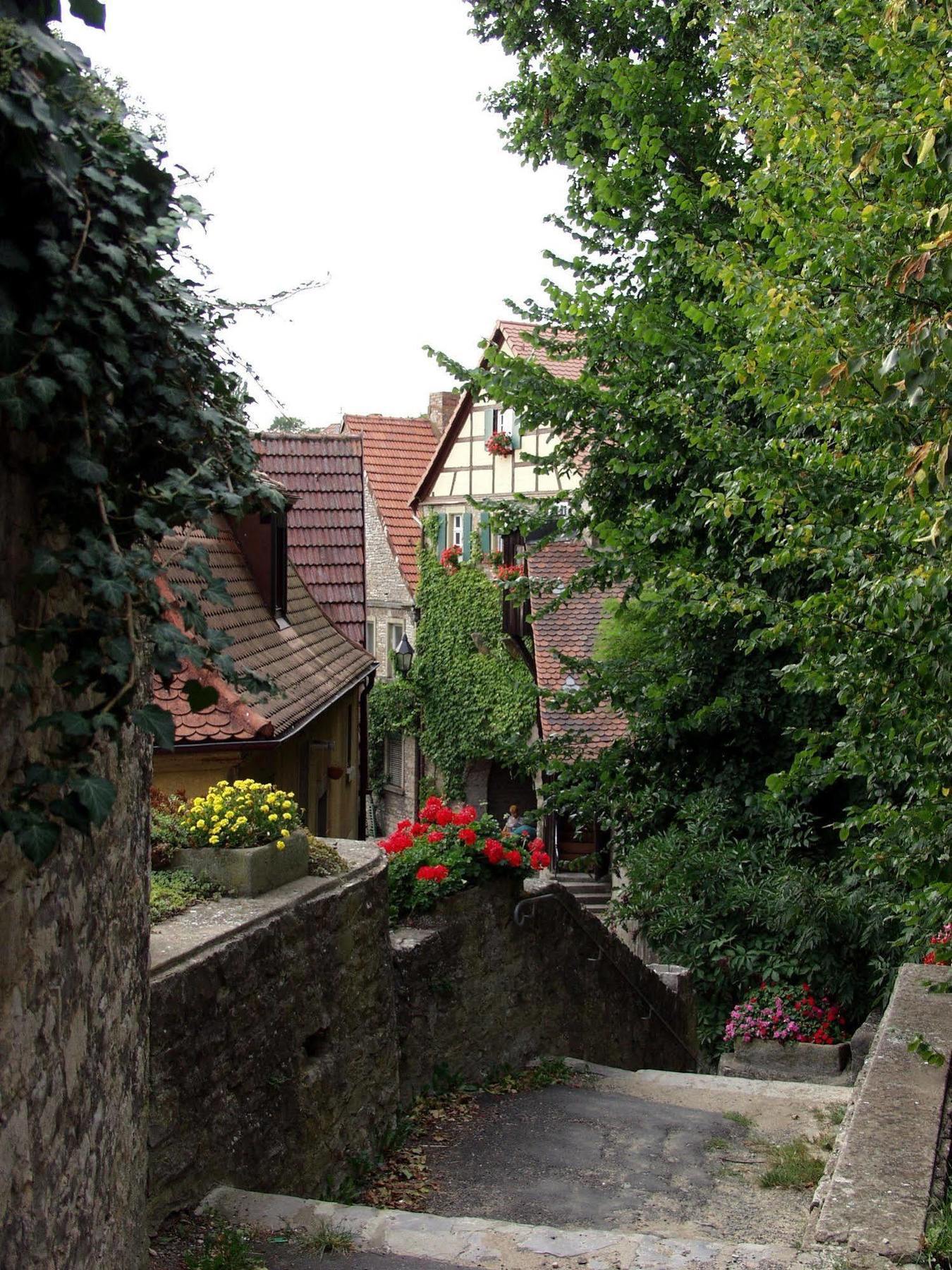 Akzent Hotel Am Bach Dettelbach Esterno foto